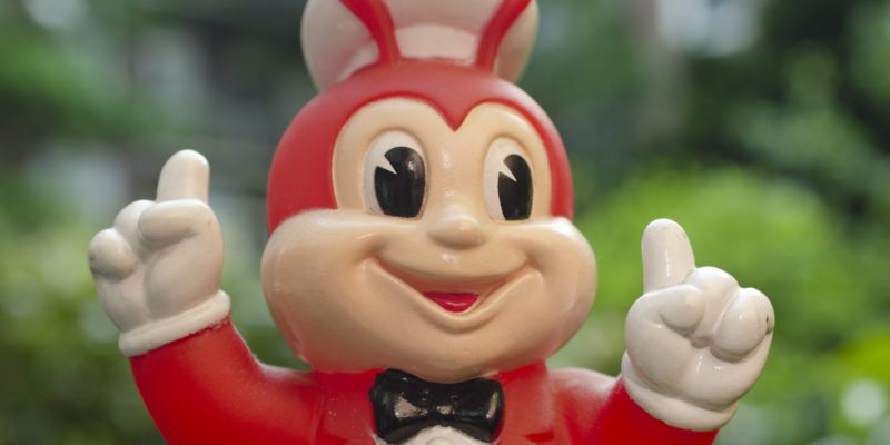 The Jollibee mascot Mr. Jollibee outside a restaurant in the Philippines. - Arne Kuilman / <a href='https://www.flickr.com/photos/arne/7252069146/'>Flickr</a>