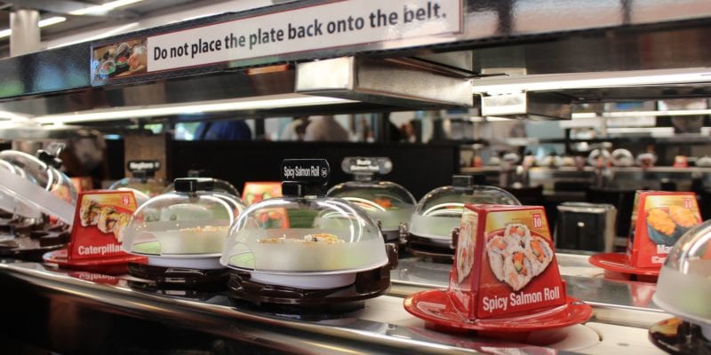 The revolving sushi conveyor belt at a Kura in the United States. - Facebook / <a href='https://www.facebook.com/kurasushiusa/'>Kura Sushi</a>